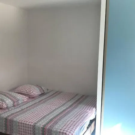 Joli Studio Au Mont St Clair Avec Vue Sur La Mer