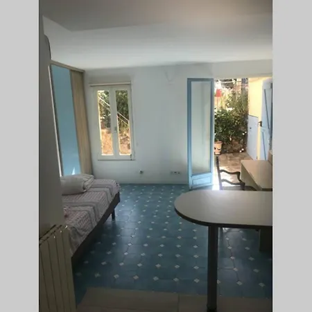 Apartment Joli Studio Au Mont St Clair Avec Vue Sur La Mer Sete
